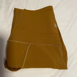 Lululemon align with pockets